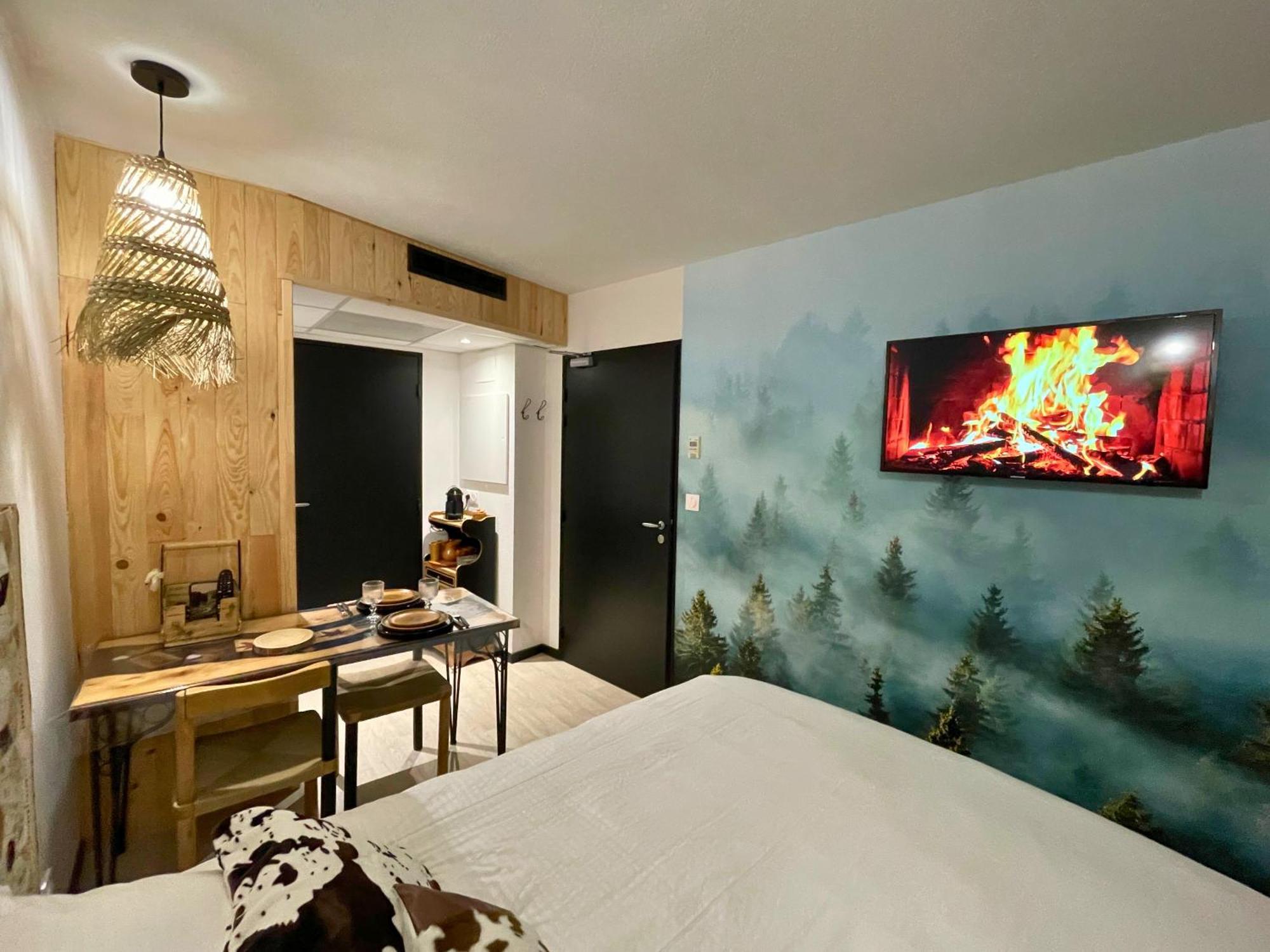 Chalet Studio Premium, Wifi, Chaleureux Лурд Екстер'єр фото